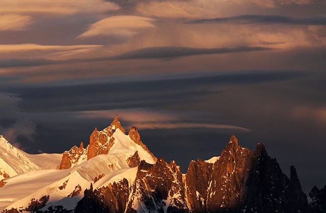 Stormy sunset on the aiguille du Midi