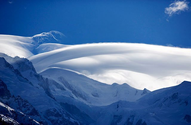Lenticular cloud on the Mont-Blanc