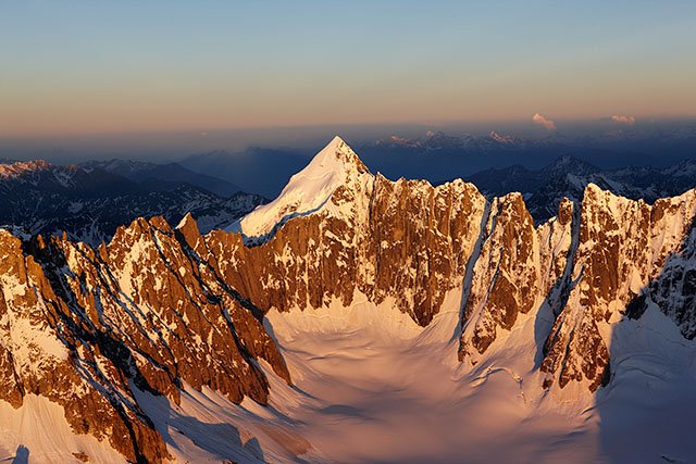 Le Dolent, sentinelle du glacier d'Argentière