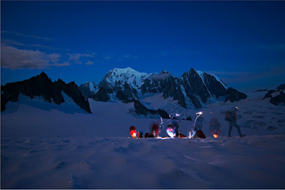 Départ matinal pour les arêtes de Rochefort