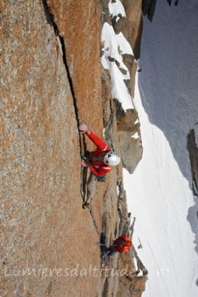 ROCK CLIMBING ON THE CHANDELLE DU TACUL, MASSIF DU MONT-BLANC, HAUTE-SAVOIE, FRANCE