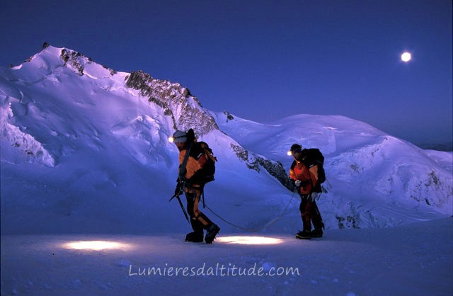 CLIMBING THE MONT-BLANC DU TACUL, CHAMONIX, HAUTE-SAVOIE, FRANCE