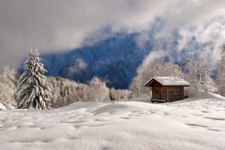 CHALET IN WINTER, CHAMONIX, HAUTE SAVOIE, FRANCE