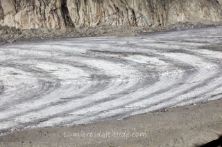 BANDES DE FORBES, MER DE GLACE