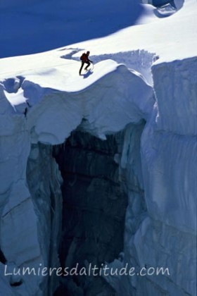 CREVASSES DUR LE GLACIER DU GEANT