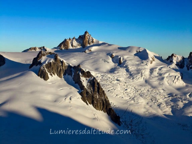 AIGUILLE DU MIDI ET GLACIER DE L ENVERS DU PLAN