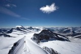 SUR L ARETE EST DU MOENSCH, OBERLAND, SUISSE