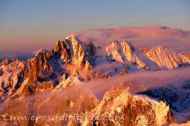 AIGUILLE VERTE AT SUNRISE, MASSIF DU MONT-BLANC, HAUTE SAVOIE, FRANCE