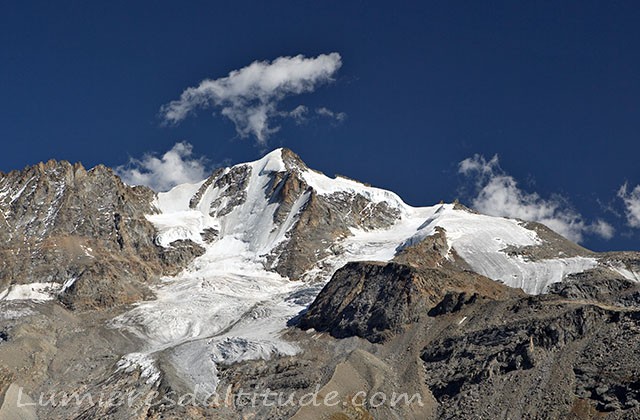 La face nord du Grand Paradis, Val d'Aoste, Italie