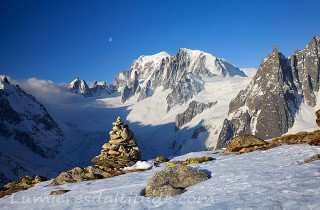 Lever de lune sur le Mont-Blanc, Chamonix