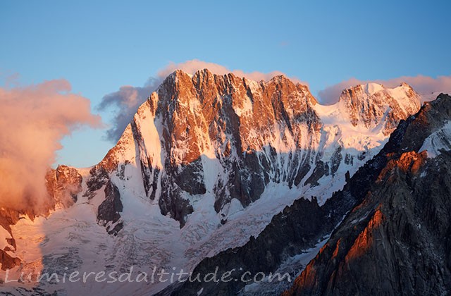 La face nord des Grandes Jorasses au couchant