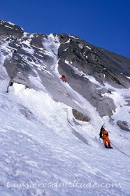 Dans la face Nord des Droites, Massif du Mont-Blanc, Haute-savoie, France