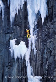 cascade de glace, nuit Blanche, Massif du Mont-Blanc, Haute-savoie, France