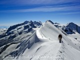 Sur les aretes de Breithorn, valais, suisse