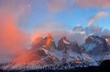 Les Cuernos au lever du soleil, Torres del Paine, Chili
