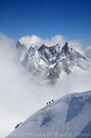 Sur l'arete de l'aiguille du Midi, Chamonix, France