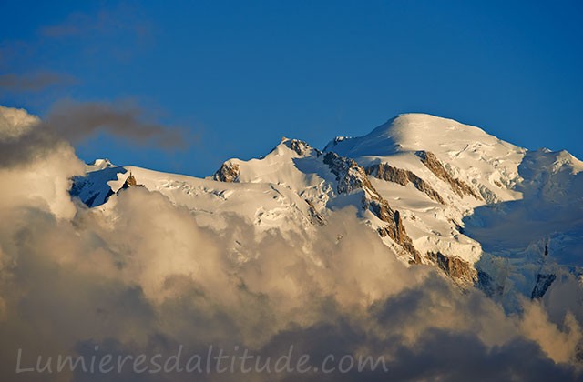 Le Mont-Blanc et l'aiguille du Midi au couchant, Chamonix, France