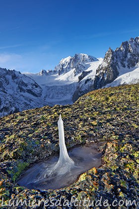 Stalagmite et Mont-Blanc a l'automne, Chamonix, France