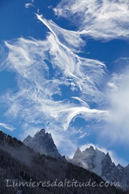 Nuages orographiques sur les aiguilles de Chamonix