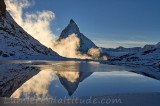 Le Cervin depuis le lac Riffelsee, Valais, Suisse