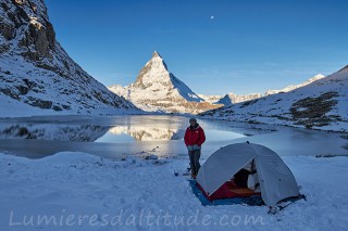 Le Cervin depuis le lac Riffelsee, Valais, Suisse