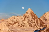 Lever de lune sur l'aiguille du Chardonnet, Chamonix