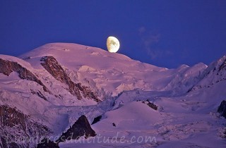 Lever de lune sur le Mont-Blanc, Chamonix