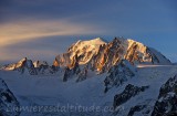 Premieres lueurs sur le Mont-Blanc