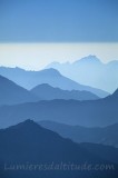 Aube bleu sur les Alpes Suisse