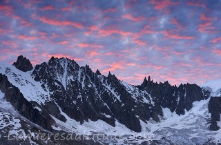 Les Courtes et les aiguilles Ravanel et Mummery au lever du jour, Chamonix