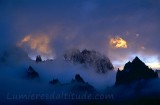 Lueurs sur l'aiguille du Moine a l'aube