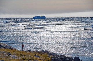 Groenland, Kulusuk , face aux icebergs