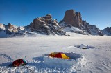 Au pied de l'Asgard, Terre de Baffin, Canada