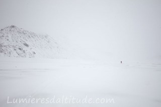 Dans le bizzard, Terre de Baffin, Canada