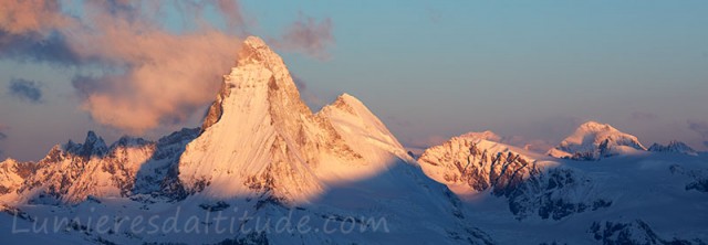 Cervin et Dent d'Herens, Grand Combin a l'aube, Valais, Suisse