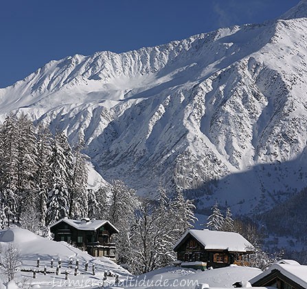 Chalet au dessus du village du Tour