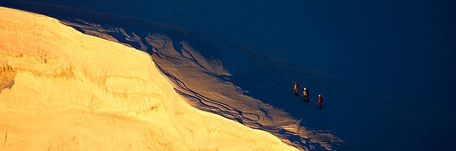 Au col de la Brenva