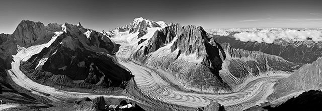 Le Mont-blanc et la Mer de Glace