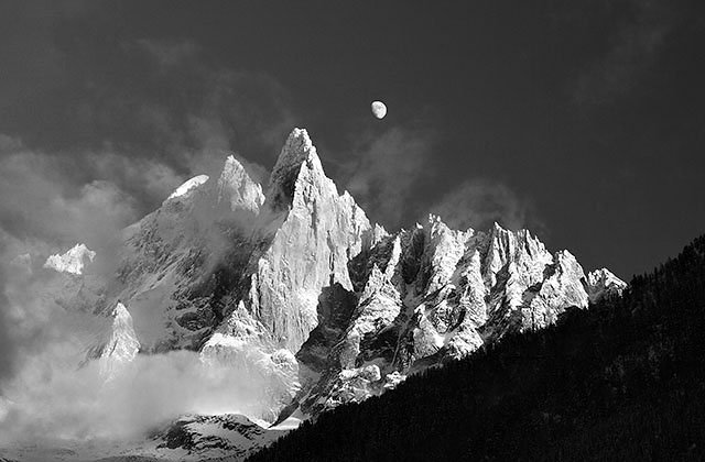 Lever de lune sur le Dru