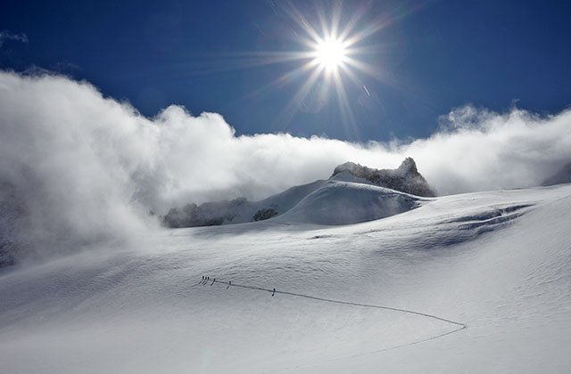 Monte au col d'Entrve